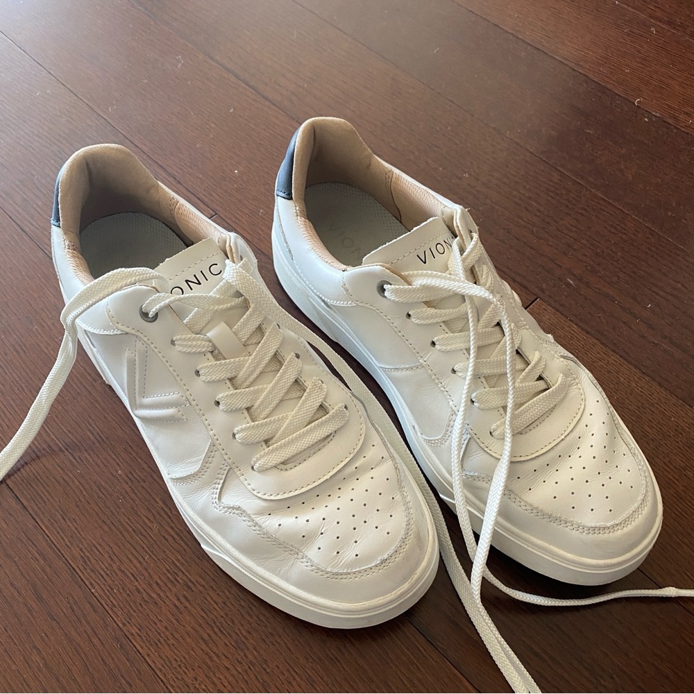 Vionic Kimmie Court Sneaker